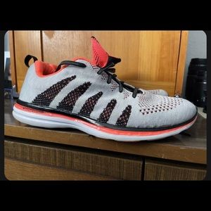APL Techloom Pro mens 11